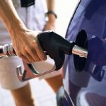 Carburanti. Nuovi aumenti per la benzina nonostante il calo del petrolio
