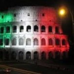 La foto del giorno/ Il Colosseo festeggia i 150 anni dell'unita' d'Italia