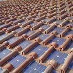Casa, l' alternativa ai pannelli fotovoltaici antiestetici sui nostri tetti