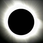 Eclissi totale di Sole in Australia, il video del raro evento