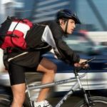 Le tre regole d'oro per andare in bici in citta'
