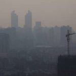 Smog: allarme a Shanghai. Inquinamento 10 volte oltre limiti