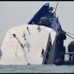 Scontro tra navi cargo ad Hong Kong: 12 dispersi