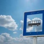 A scuola in bus, a piedi o in bici: i tragitti sostenibili di Legambiente