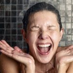 I benefici di una doccia fredda