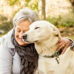 Anziani adottino cani dai canili, parte la campagna “Senior, adotta un senior”