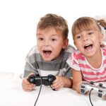 I giocattoli elettronici impediscono lo sviluppo del linguaggio nei bambini