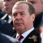 Medvedev: Biden è la disgrazia degli Stati Uniti