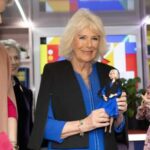 Camilla diventa una Barbie: Ringiovanita di 50 anni