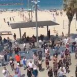 Israele-Iran, medico italiano a Tel Aviv: Balli in spiaggia dopo notte di tensione - Video