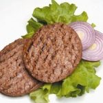 Nasce il primo hamburger salva-pianeta, che ‘piace’ ai vegetariani