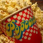 A New York l’obesita’ si combatte limitando popcorn e bibite al cinema