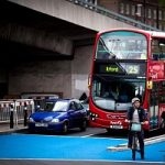Bici, a Londra i semafori che danno la precedenza alle due ruote