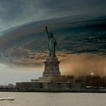 Uragano Sandy a New York: paura, morti e luci spente. Il video