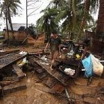 Il tifone Bopha distrugge le Filippine: centinaia di morti e case distrutte