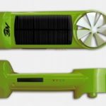Ecoinvenzioni: il caricabatterie che sfrutta insieme l'energia del sole e del vento