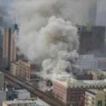 Fuga di gas e crollano due edifici a New York,