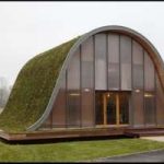 Casa: un tetto ad onda che si adatta al clima