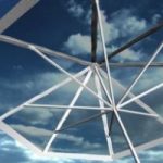 Ecoinvenzioni: l'ombrellone solare per ricaricare il cellulare in spiaggia