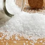 Come eliminare il sale in eccesso nel nostro corpo?