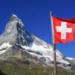 Svizzera: cercasi agricoltori. Stipendio: 3.000 euro al mese