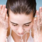 Lavare il viso: 7 regole d'oro