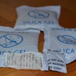 Bustine di gel di silice: non buttatele. Ecco quando vi torneranno utili