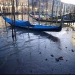 Siccità: Venezia non è navigabile