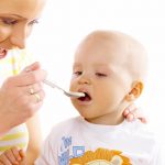 Niente dieta vegan per i bimbi, i pediatri avvertono le famiglie