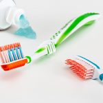 Cosa usare al posto del dentifricio? ecco la soluzione