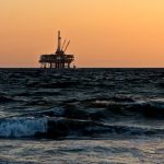 Petrolio nel mare della California