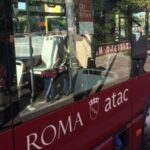 Roma, senza biglietto aggrediscono controllori su bus: arrestati