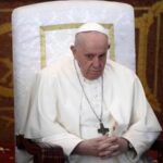 Papa si scusa per frase sui gay: Non volevo offendere, nella Chiesa c'è spazio per tutti