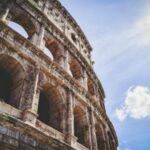 Incide iniziali sul Colosseo, turista ucraino denunciato e sanzionato