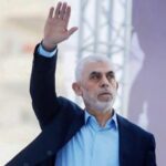 Sinwar nuovo capo di Hamas. Israele: Il suo posto è accanto a Deif