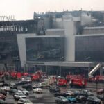 Attentato a Mosca, la ricostruzione: meno di 15 minuti per l'attacco