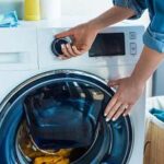 Lavatrice, asciugatrice e aspirapolvere: ecco quanto pulire casa incide sulla bolletta