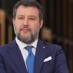Lega, Salvini annuncia congresso per la leadership in autunno