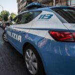 Roma, spari in strada alla Magliana: grave uomo ferito alle gambe