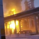 Ucraina, attacchi con droni in Russia: in fiamme raffineria di petrolio