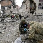 Ucraina, missili russi su Odessa. Ministro tedesco Habeck: L'Ue si prepari a un possibile attacco