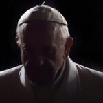 Via Crucis, le meditazioni scritte dal Papa: La sofferenza con Dio non ha l’ultima parola