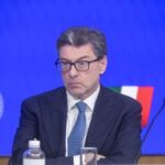 Ita-Lufthansa, ira di Giorgetti: Non cediamo a ricatti