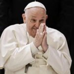 Papa Francesco: No alle donne diacono