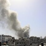 Gaza, media: Raid Israele su moschea: 16 morti, 10 sono bambini