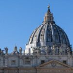 Parroco con armi a San Pietro: Sono per difesa personale