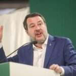 Salvini contestato da ambientalisti a Trento: Non avete capito niente della vita