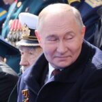 Ucraina, Putin avverte la Nato: Armi contro Russia? Gioco pericoloso