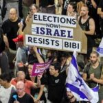 Israele, nuove proteste contro Netanyahu: Al voto prima dell'anniversario del 7/10