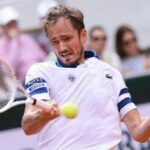 Roland Garros, Medvedev ko agli ottavi con De Minaur